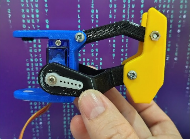 Ensamblaje parcial de una pata del robot cuadrúpedo con microservo